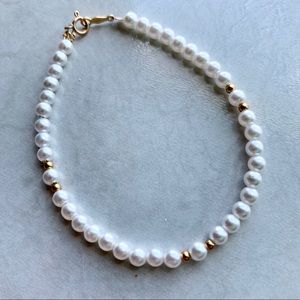 Pearl Costume Bracelet